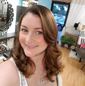 Meet your Posher, Erica